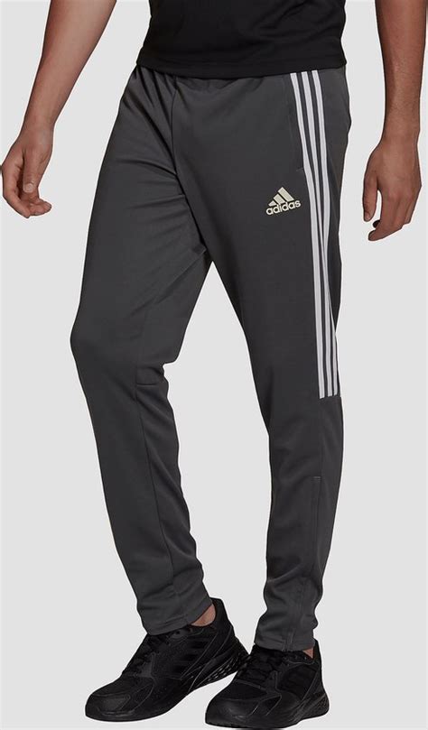 adidas trainingsbroek grijs|adidas broek met knopen dames.